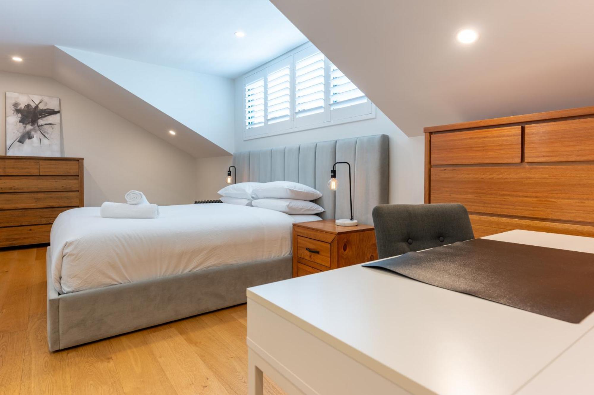 Modern 3-bed Townhouse With Alfresco Dining & Bbq Holiday home *